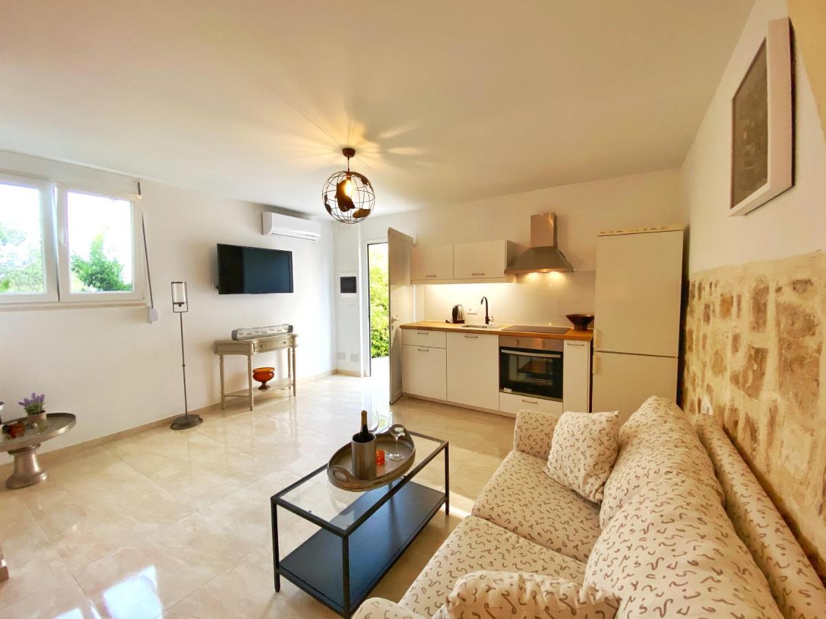 Mg Cozy Garden View Studio Korakiai ภายนอก รูปภาพ