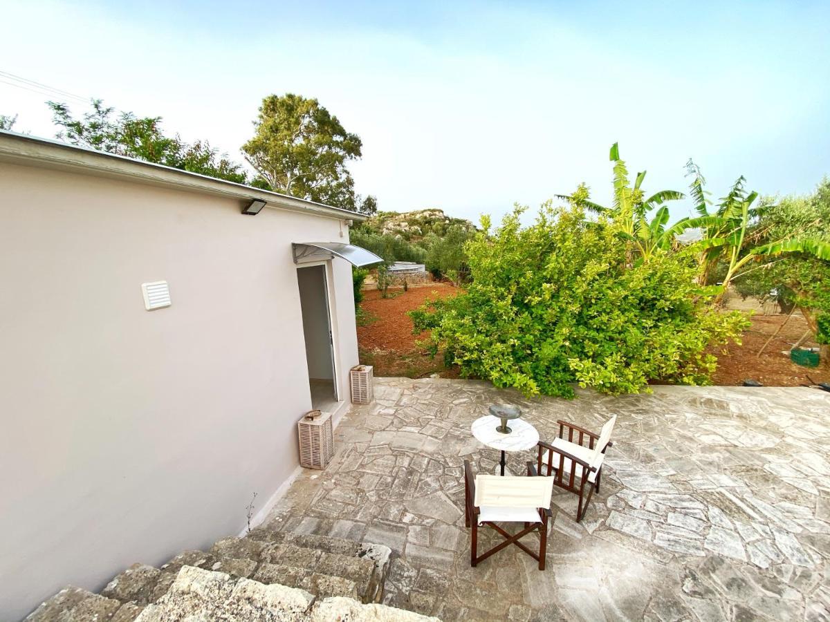 Mg Cozy Garden View Studio Korakiai ภายนอก รูปภาพ